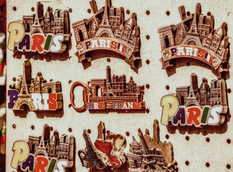 Souvenirs From the Country of Hausizius